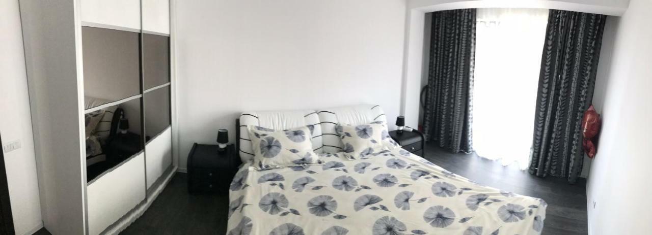Sea Breeze Apartments Mamaia Nord De Silva Eksteriør bilde